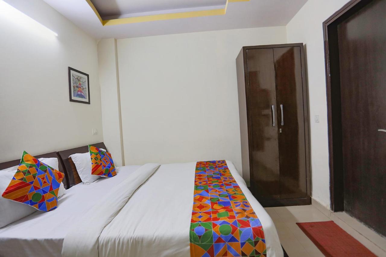 The Paradise Near Apollo Hospital 3* New Delhi